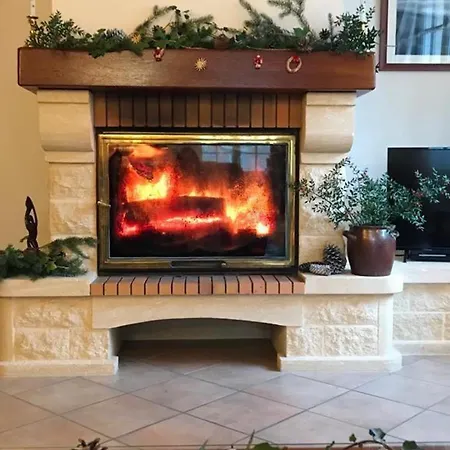 Prázdninový dům Maison Spacieuse Avec Piscine Privee Et Internet A - Fr-1-616-132 Villamblard